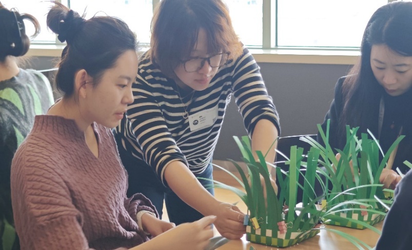 妇女节编织菜篮子